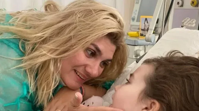 Θάνατος τριών παιδιών στην Πάτρα: Η Τζωρτζίνα είχε καταπιεί τασάκι με γόπες κι έμεινε ένα μήνα στην εντατική