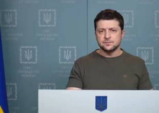 Νέο διάγγελμα Ζελένσκι: Η Ρωσία «στοχεύει να διαγράψει την ιστορία μας»