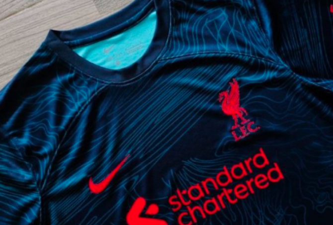 Διέρρευσε η εντυπωσιακή νέα φανέλα της Λίβερπουλ