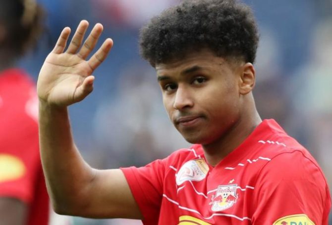 Εκλεισε για 5 χρόνια στην Ντόρτμουντ ο Αντεγιέμι Εκλεισε για 5 χρόνια στην Ντόρτμουντ ο Αντεγιέμι