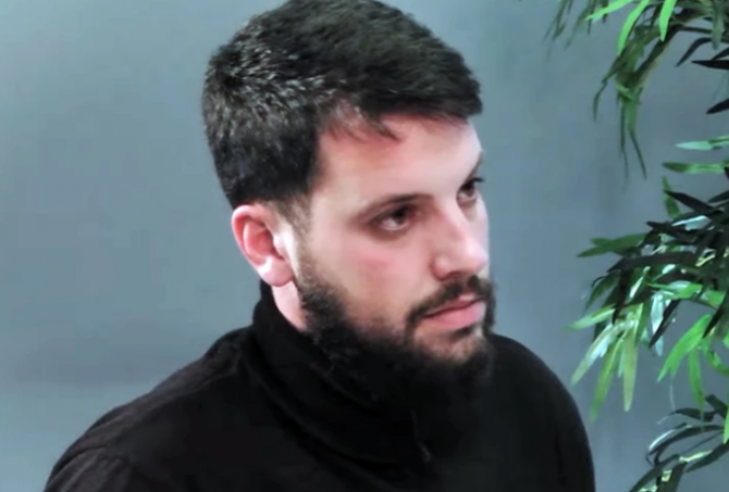 Μάνος Δασκαλάκης στη Νικολούλη: «Θέλω να μπω 30′ στο κελί της Ρούλας, ας μπω εγώ φυλακή μετά» (vid) Μάνος Δασκαλάκης στη Νικολούλη: «Θέλω να μπω 30′ στο κελί της Ρούλας, ας μπω εγώ φυλακή μετά» (vid)