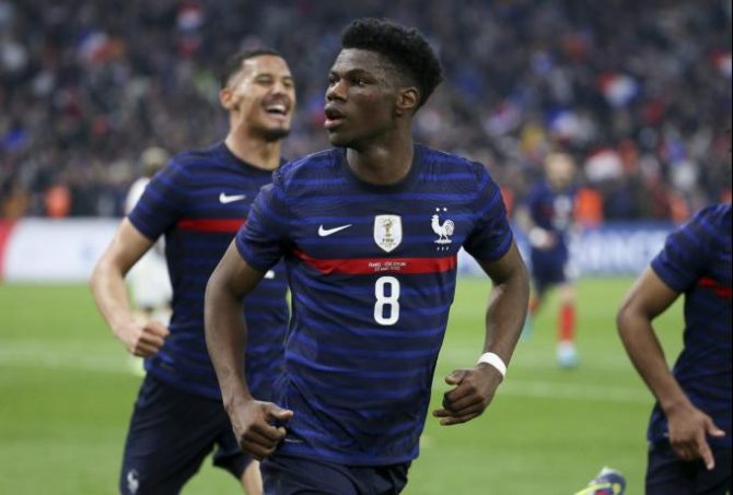 Πρώτος στόχος της Σίτι ο Τσουαμενί