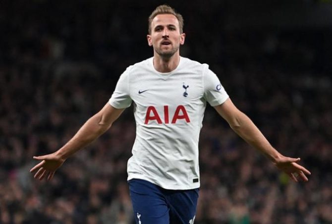 Κέιν: “Ο Χάλαντ και ο Νούνιες θα με βοηθήσουν να βελτιωθώ”