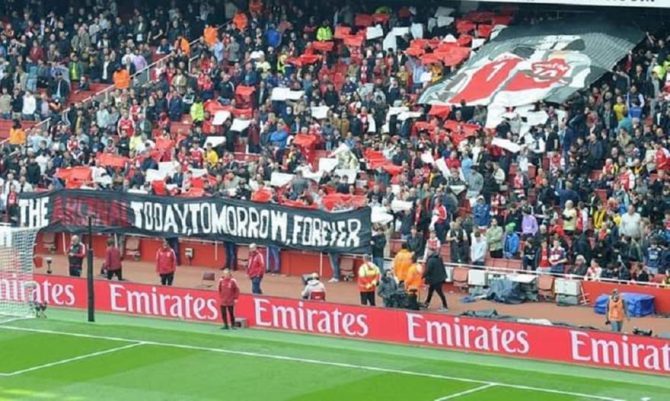 Οι οπαδοί της Άρσεναλ πήγαν να κάνουν coreo αλλά… δεν βγήκε