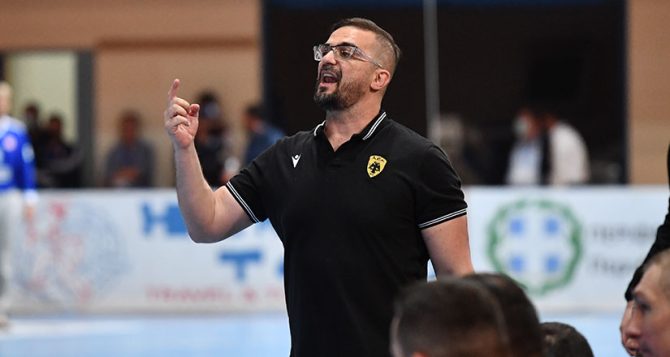 Δημητρούλιας: «Δεν είχε η ΑΕΚ ποιότητα ομαδικά, λένε ότι φταίω εγώ και για τις επόμενες ήττες»