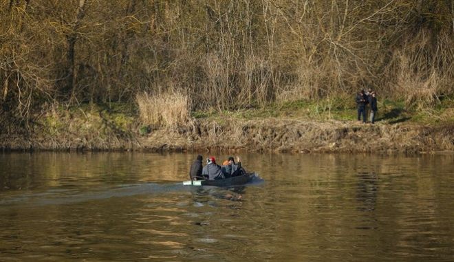 Έβρος: Επεισόδιο με πυροβολισμούς και μία νεκρή μετανάστρια