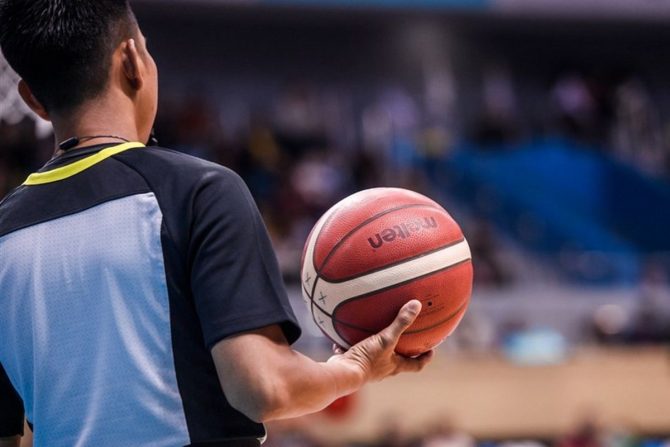 Νέοι κανονισμοί από τη FIBA: Κόκκινες και κίτρινες κάρτες αντί για τεχνικές ποινές και αντιαθλητικά φάουλ Νέοι κανονισμοί από τη FIBA: Κόκκινες και κίτρινες κάρτες αντί για τεχνικές ποινές και αντιαθλητικά φάουλ