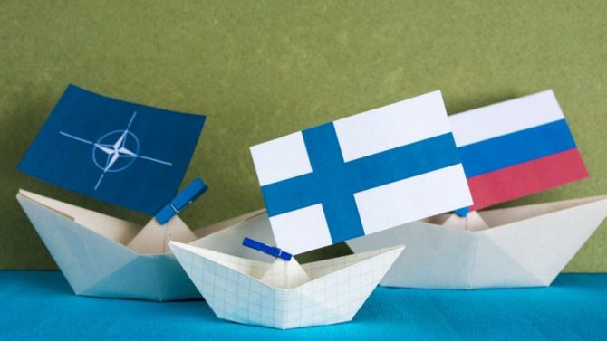 Η Φινλανδία οδεύει προς ένταξη στο NATO – «Κόκκινο πανί» για την Μόσχα η διεύρυνση της συμμαχίας Η Φινλανδία οδεύει προς ένταξη στο NATO – «Κόκκινο πανί» για την Μόσχα η διεύρυνση της συμμαχίας