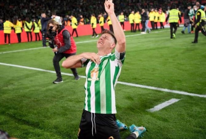 Τώρα που πήρε το κύπελλο θα σταματήσει; Έτοιμος να παίξει και του χρόνου ο Χοακίν!