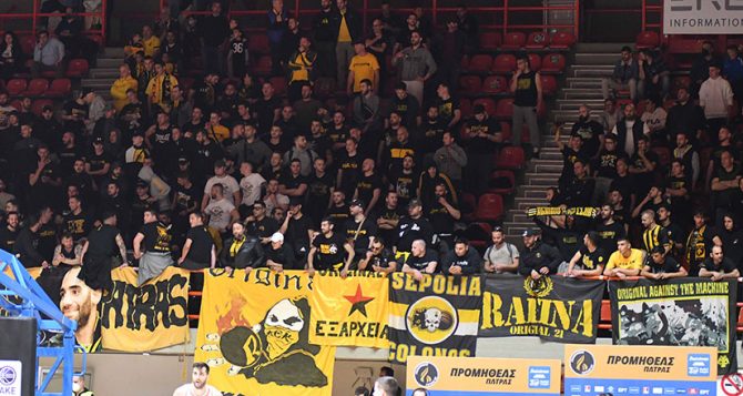 Πουθενά μόνη η Βασίλισσα – «Κιτρίνισε» η Πάτρα