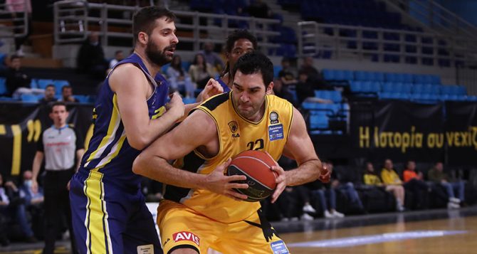 Μαυροειδής: «Και να μην είμαι παικτικά, σίγουρα κάπως αλλιώς θα είμαι μέσα στην ομάδα και θα τη βοηθήσω»