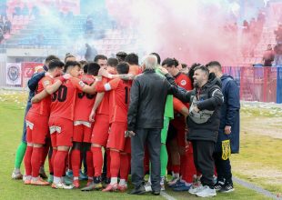 Παίκτης του Ολυμπιακό Βόλου έκανε καταγγελία για ξυλοδαρμό από στέλεχος της ομάδας