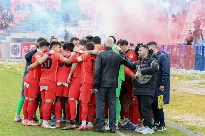 Παίκτης του Ολυμπιακό Βόλου έκανε καταγγελία για ξυλοδαρμό από στέλεχος της ομάδας