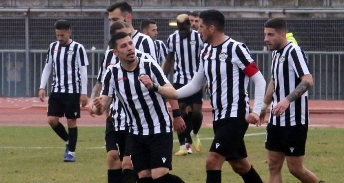 Super League 2: Ο Πιερικός νίκησε την πρωτοπόρο Βέροια, ισόπαλο 3-3 το Ξάνθη – Ηρακλής