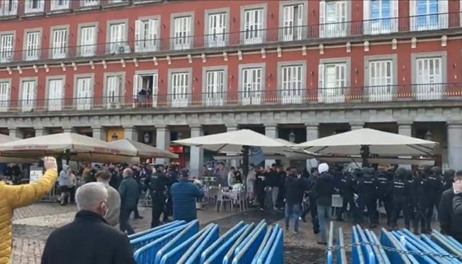 Ξύλο στη Μαδρίτη μεταξύ οπαδών της Τσέλσι, της Σίτι και της αστυνομίας