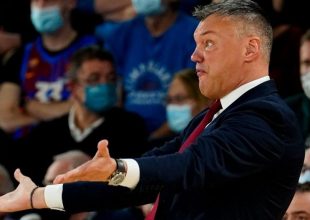 Έκραξε τους πιτσιρικάδες της Μπαρτσελόνα ο Γιασικεβίτσιους: «Μόνο ο Καλάθης έκανε βουτιές!»