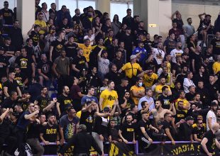 Δεν υπάρχει live μετάδοση στο ΑΕΚ-Ολυμπιακός Ξυνή – Τιμωρία ο… λόγος