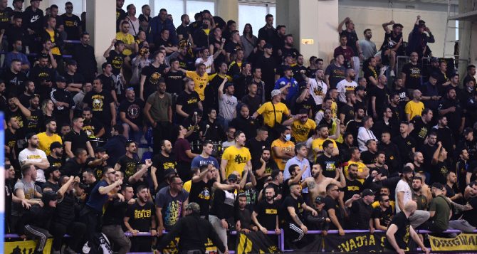 Δεν υπάρχει live μετάδοση στο ΑΕΚ-Ολυμπιακός Ξυνή – Τιμωρία ο… λόγος