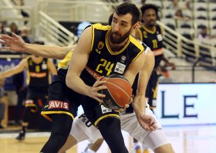 Πλήρωσε την αδιαφορία της η ΑΕΚ και ηττήθηκε από τον ΠΑΟΚ