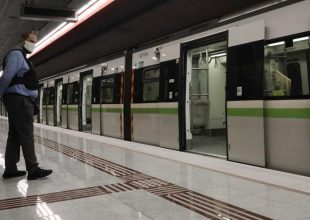Ταλαιπωρία σε τρένο για Θεσσαλονίκη: Χάλασε ο κλιματισμός, μοίραζαν νερά