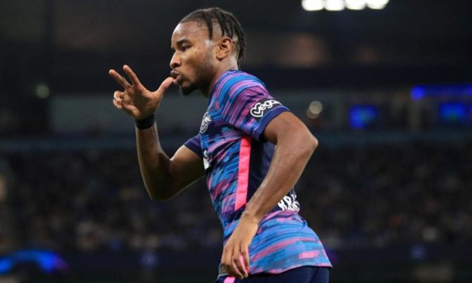 Ενκουνκού: «Η Παρί είναι η αγαπημένη μου ομάδα»