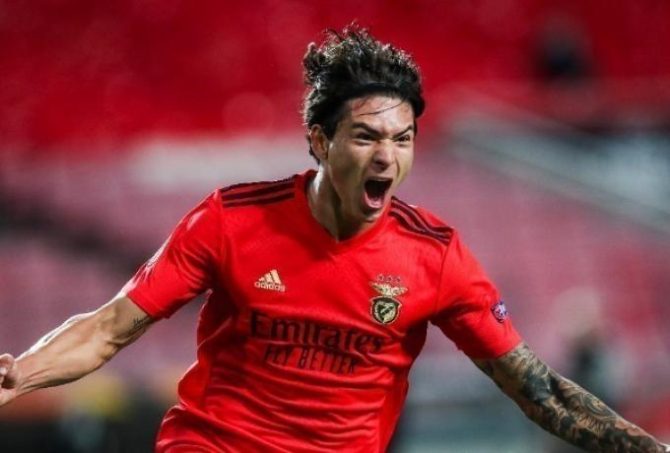 Παρί: Ετοιμάζει πρόταση-μαμούθ για τον Νούνιες