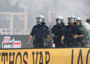 Παναθηναϊκός – ΠΑΟΚ: Η στιγμή της σύγκρουσης στο κουλουάρ του ΟΑΚΑ