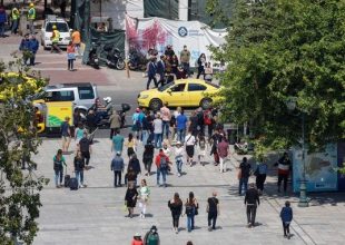 Κορωνοϊός: 4.048 νέα κρούσματα σήμερα στην Ελλάδα – 13 νεκροί και 141 διασωληνωμένοι