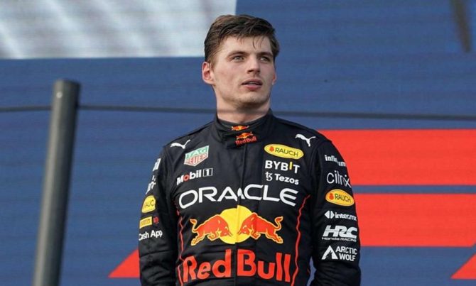 Φερστάπεν: «Ίσως σταματήσω το 2028, θέλω να τρέξω κι αλλού»