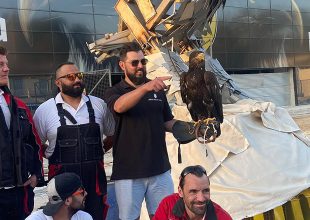 Οι φωτογραφίες με τον Ούγγρο γλύπτη και τον Οδυσσέα (PICS)