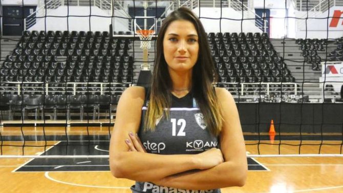 Κλείνει Κούμπουρα η ΑΕΚ