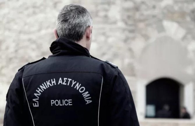«Ντου» της Αστυνομίας σε εννιά συνδέσμους οπαδών