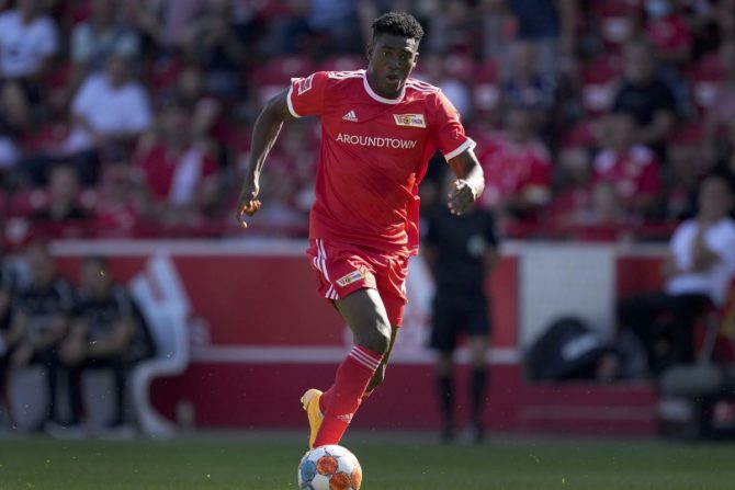 Νότιγχαμ: Σε συζητήσεις με την Ουνιόν για Αβονίγι, ενδιαφέρεται και για τον Νιακατέ