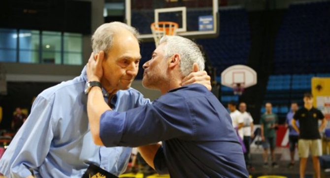 Τιμήθηκε ο «Ακαδημιάρχης» της Βασίλισσας