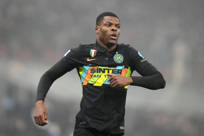 Μάντσεστερ Γιουνάιτεντ: Ο Ντάμφρις είναι θετικός στην προοπτική των κόκκινων διαβόλων