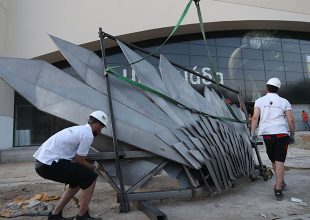 Έφτασε ο ατσάλινος Δικέφαλος Αετός στη Νέα Φιλαδέλφεια (PIC)