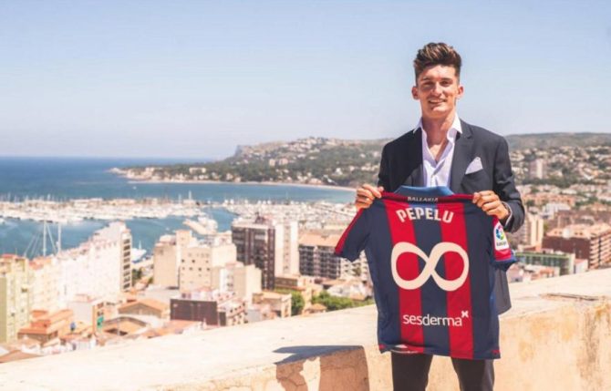 Η Λεβάντε έδεσε ποδοσφαιριστή της για… δέκα χρόνια