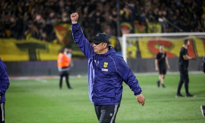 Μπούργoς: «Δεν τσακώθηκα με τον Σιμεόνε, ήθελα να γίνω πρώτος προπονητής»