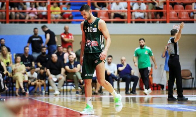 Παπαπέτρου: «Είναι ντροπή, παίζαμε με 50 βαθμούς – Έκανα ράμματα λόγω της πινακίδας»!