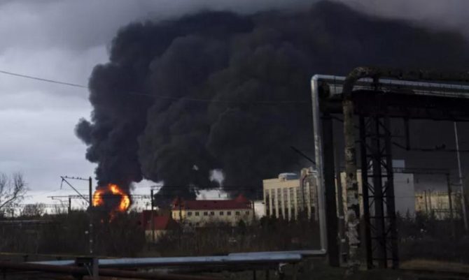 Ουκρανία: Η Ρωσία κατέρριψε στρατιωτικό αεροπλάνο που μετέφερε όπλα στην Οδησσό