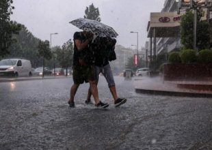 Καιρός: Καταιγίδες και χαλάζι εν μέσω καλοκαιριού – Έρχονται ξανά 38άρια
