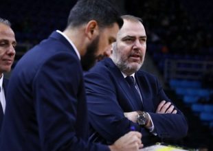 Τέλος συνεργασίας με Μπατή