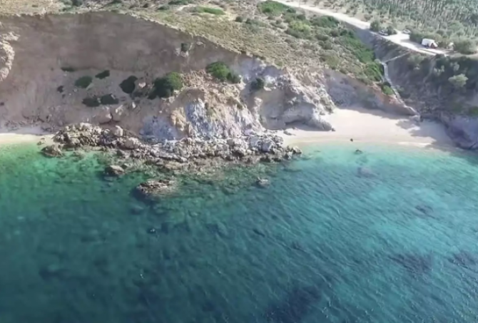 Τραγωδία στη Σέριφο – 22χρονος φοιτητής βγήκε από τη θάλασσα και ξεψύχησε στην παραλία