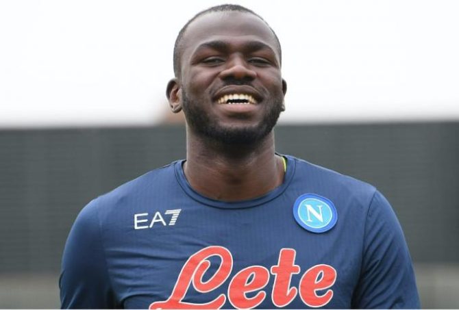 Νάπολι: «Δεν χρειάζεται καν να πούμε ότι δεν πουλάμε τον Κουλιμπαλί στην Γιουβέντους»