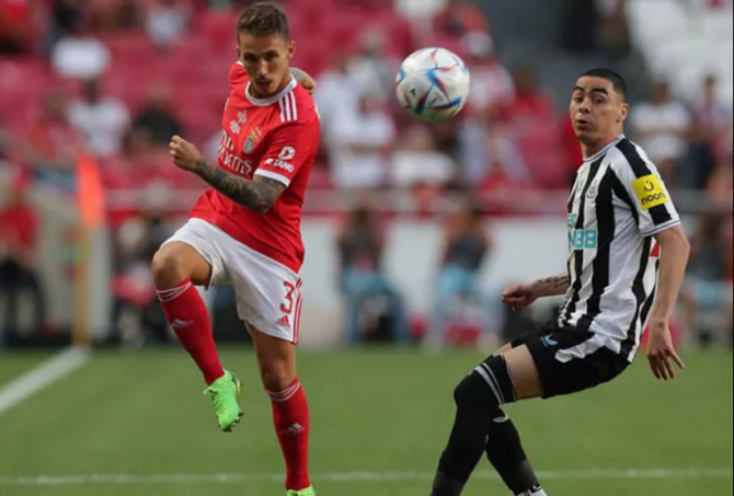 Η Σίτι καταθέτει πρόταση στην Μπενφίκα για τον Γκριμάλντο