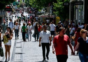 Κορωνοϊός: 200 νεκροί και 148.435 κρούσματα σε εβδομαδιαία βάση – Στους 115 οι διασωληνωμένοι