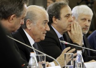 Αθωώθηκαν από το ελβετικό δικαστήριο οι Μπλάτερ – Πλατινί για υπόθεση διαφθοράς
