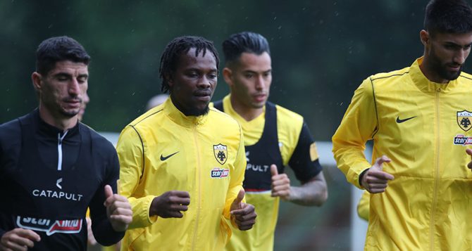 Υπό βροχή η πρωινή προπόνηση (pics)