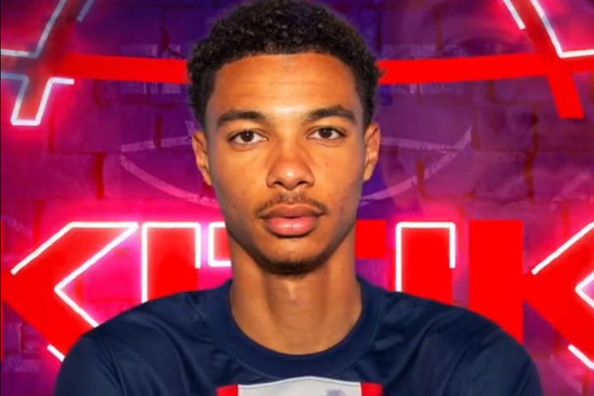 Παρί μεταγραφές: Πήρε τον 20χρονο Εκιτικέ για 35 εκατ. ευρώ