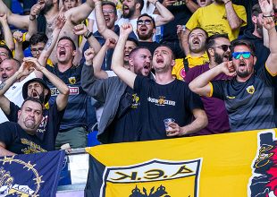 Αποθέωσαν τον κόσμο οι παίκτες της Ένωσης στο ημίχρονο